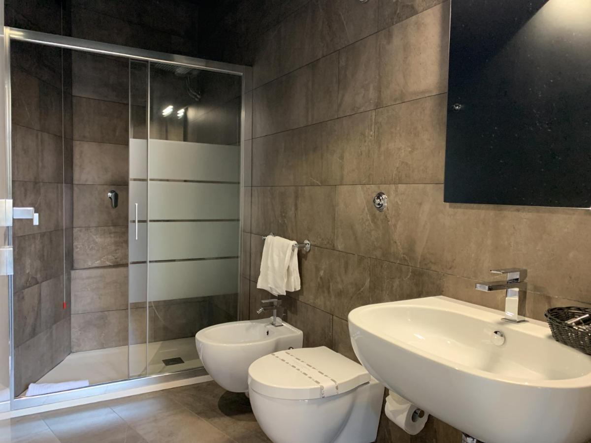 Neko Boutique Hotel Cagliari Luaran gambar