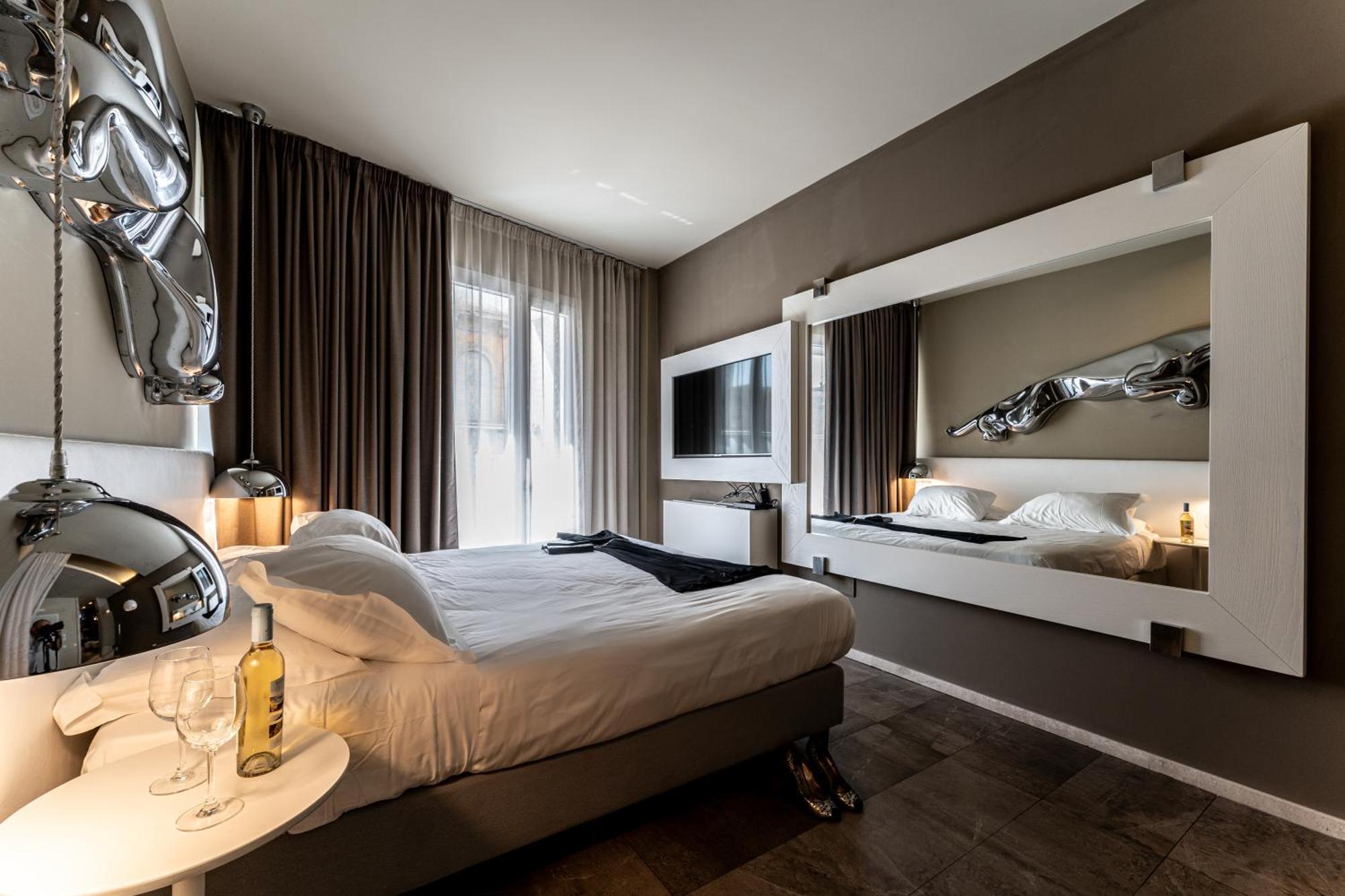 Neko Boutique Hotel Cagliari Luaran gambar
