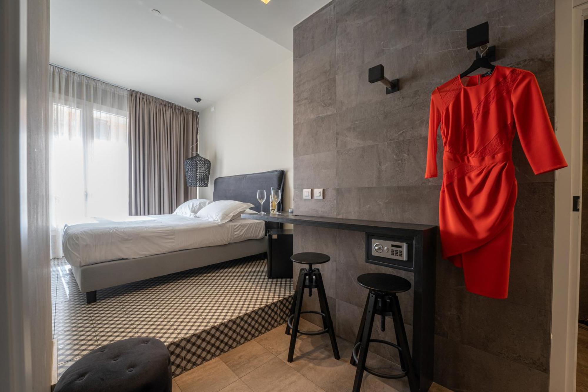 Neko Boutique Hotel Cagliari Luaran gambar