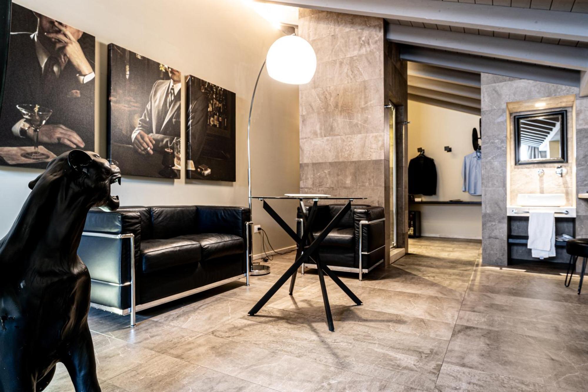 Neko Boutique Hotel Cagliari Bilik gambar