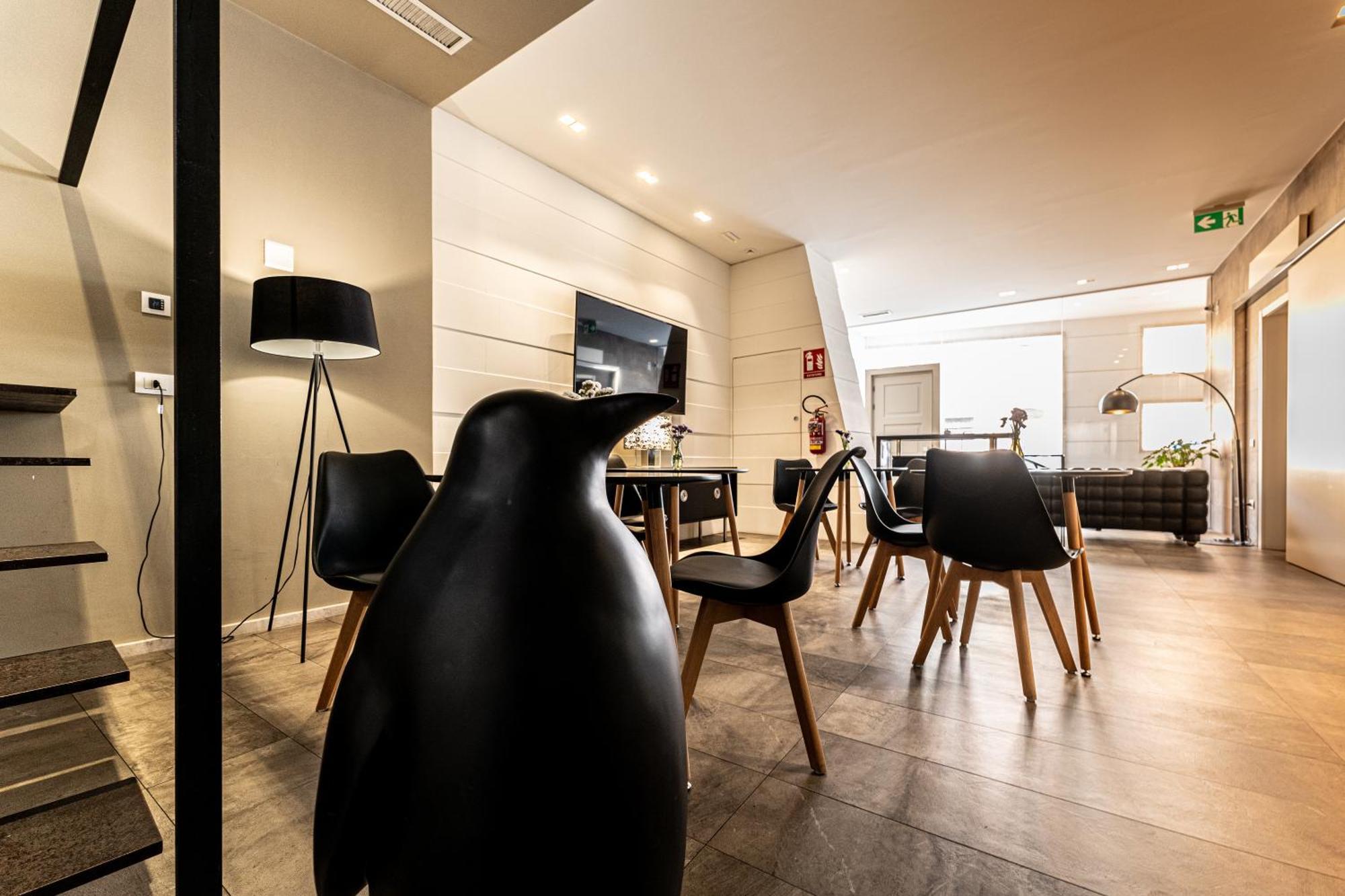 Neko Boutique Hotel Cagliari Bilik gambar